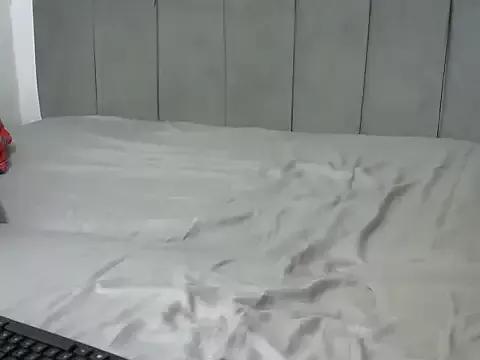 Lusty_vybz from StripChat is Freechat