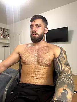 LustyMike_ from StripChat is Freechat