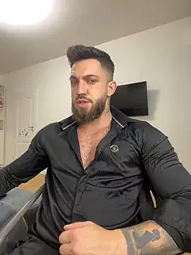 LustyMike_ from StripChat is Freechat