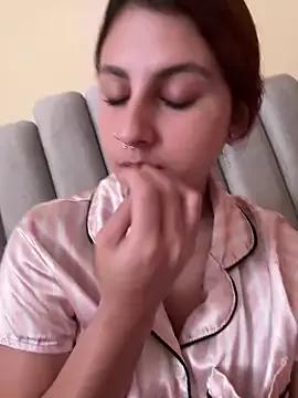Luu_Princess from StripChat