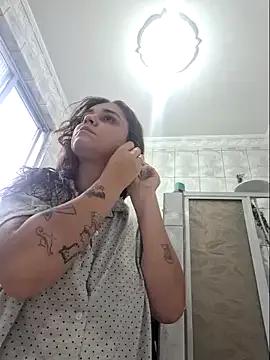 luuhcat09 from StripChat