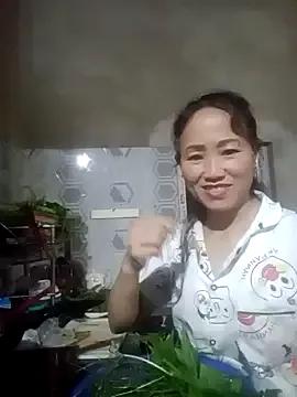 lvlimai from StripChat