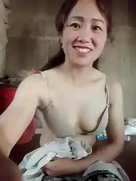 Lvlimai webcams show profile image 