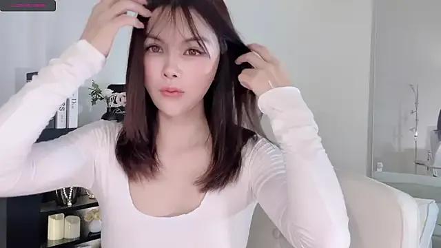 Photos of lvy-w from StripChat is Freechat