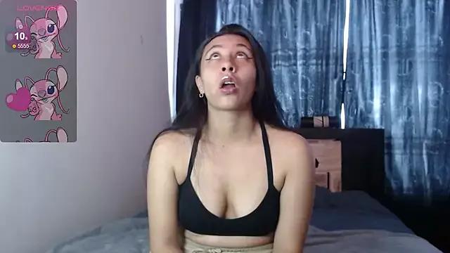 Explore our live girls sluts from our Custom and Multi clubs and checkout exclusive access to highly interactive content, such as shape, hair, titties, pussy type and many more.