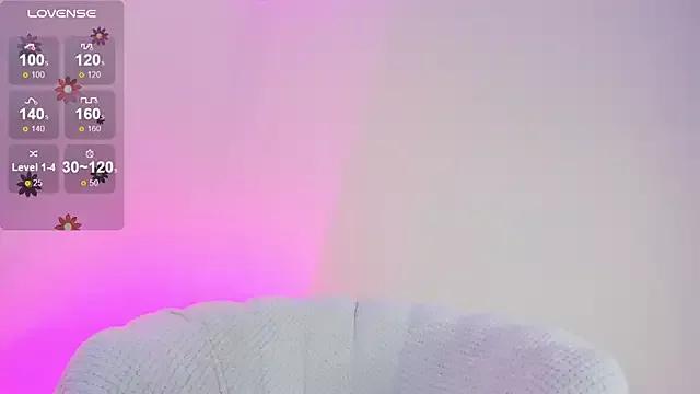 lylah_brosst from StripChat is Freechat