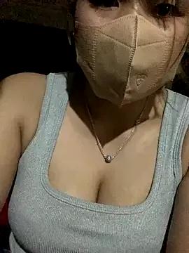 Lyly-su from StripChat