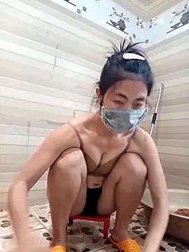 Lyly_sexy2k from StripChat