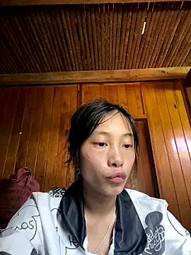 LylyOx9 from StripChat