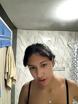 lynn9000 from StripChat