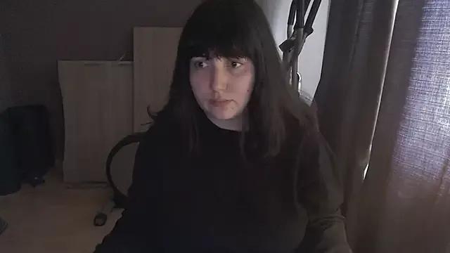 Lynylou from StripChat