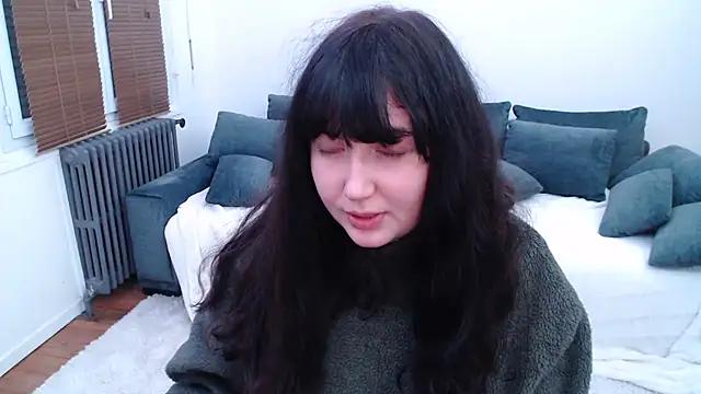Lynylou from StripChat
