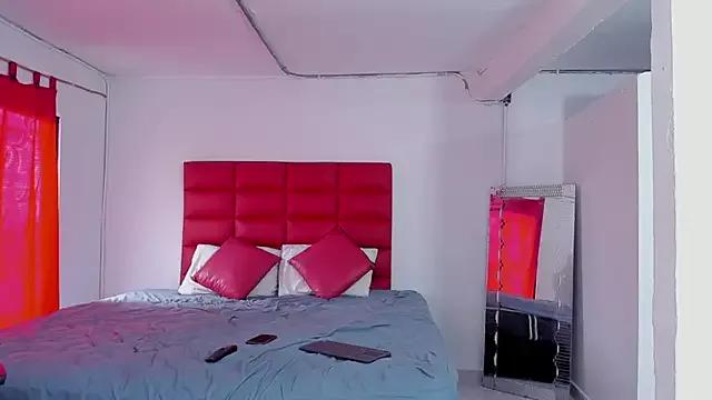 LyonGallego_ from StripChat is Freechat