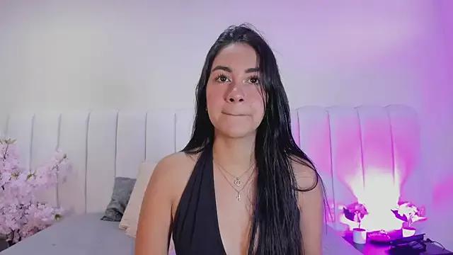 Explore our live girls sluts from our Custom and Multi clubs and checkout exclusive access to highly interactive content, such as shape, hair, titties, pussy type and many more.