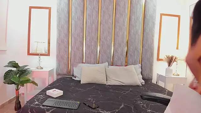 lyzzi_smith01 from StripChat