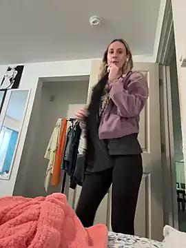 M1ssyk1ssy from StripChat