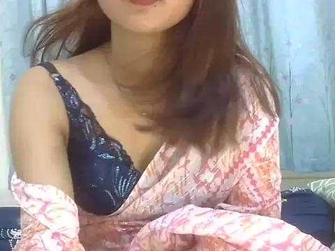 Maaaya_Pari from StripChat