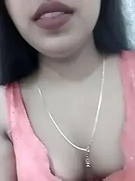 Maahhii_2 from StripChat