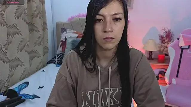 Maajuu_ from StripChat