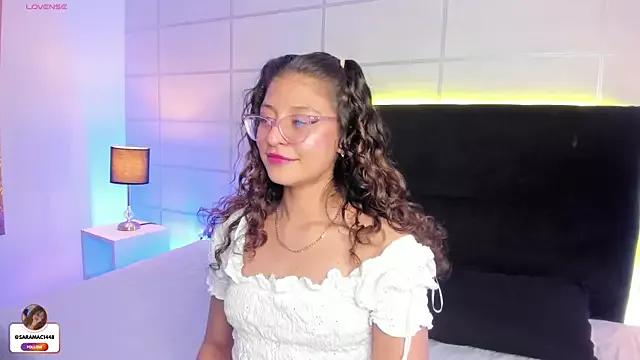 Mac-sara webcams show profile image 