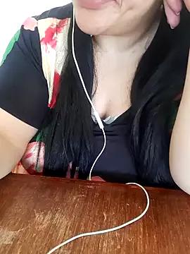 Madam-bezoul- from StripChat is Freechat