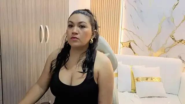 Madam_Hott from StripChat is Freechat