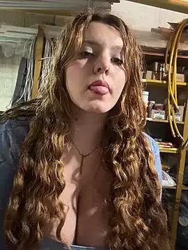 Photos of MADAME-ARLETTE from StripChat is Freechat