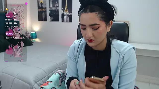 madame_lottie from StripChat