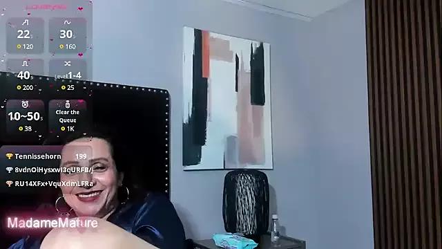 MADAMEMATURE2 from StripChat