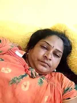 madavi123 from StripChat