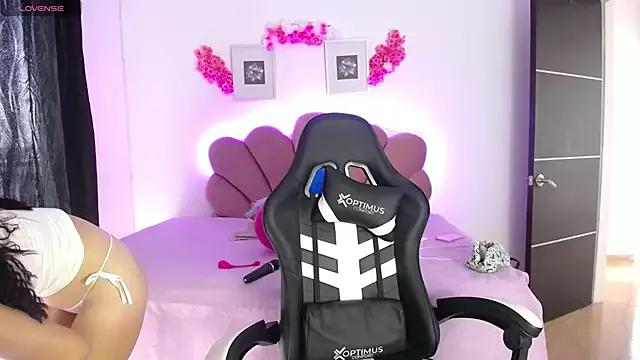 MaddiKay from StripChat