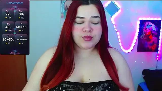Maddisoon_r from StripChat