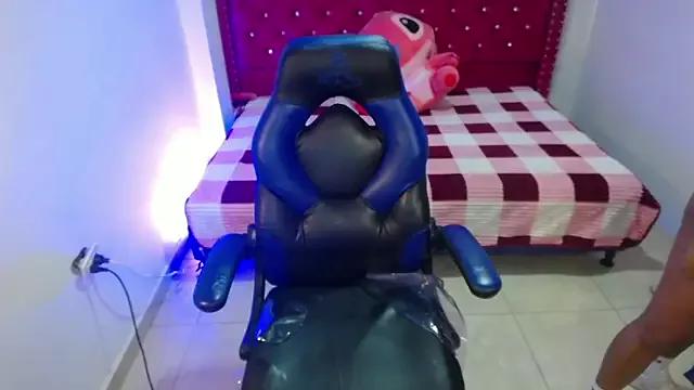 Maddisson_m webcams show profile image 