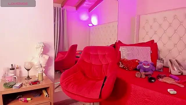 Maddy_BigCock from StripChat is Freechat