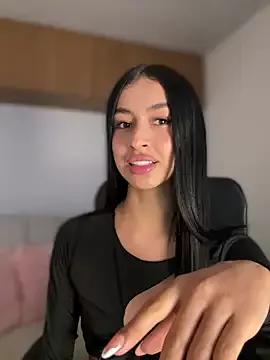 maddy_bronw_ from StripChat