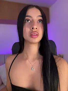 maddy_bronw_ from StripChat