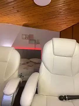 Maddy_Piink from StripChat