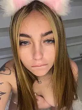 Maddy_Reyes00 from StripChat is Freechat