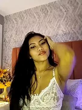 Explore our live girls sluts from our Custom and Multi clubs and checkout exclusive access to highly interactive content, such as shape, hair, titties, pussy type and many more.