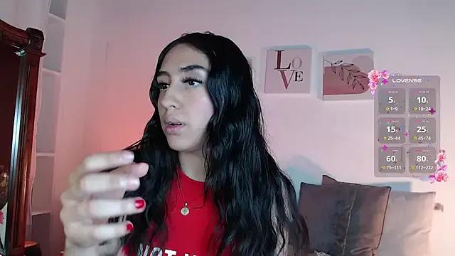 madisex_s from StripChat is Freechat