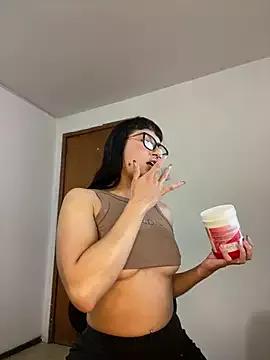 Madison_whatsson from StripChat is Freechat
