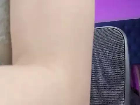 MadyMeribeth from StripChat is Freechat