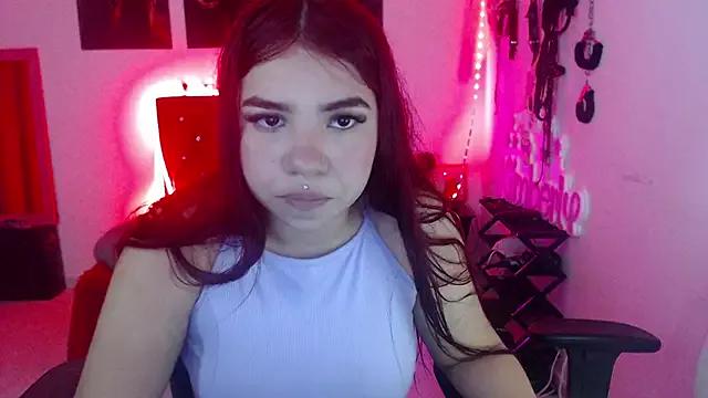 Explore our live girls sluts from our Custom and Multi clubs and checkout exclusive access to highly interactive content, such as shape, hair, titties, pussy type and many more.