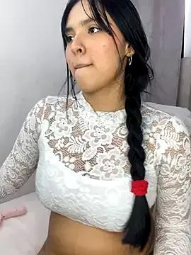 Madyson_Hot from StripChat is Freechat