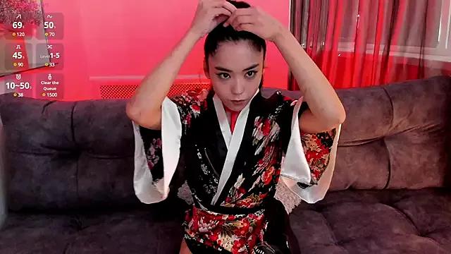MaeAtwood from StripChat