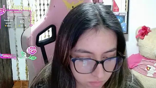 Maggie_Fox3 from StripChat