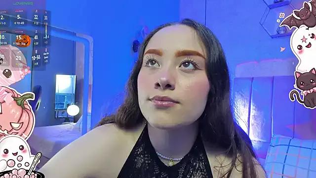 Explore our live girls sluts from our Custom and Multi clubs and checkout exclusive access to highly interactive content, such as shape, hair, titties, pussy type and many more.