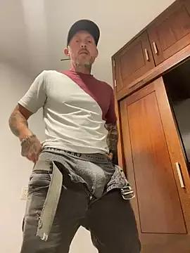 MagicLex1 from StripChat is Freechat