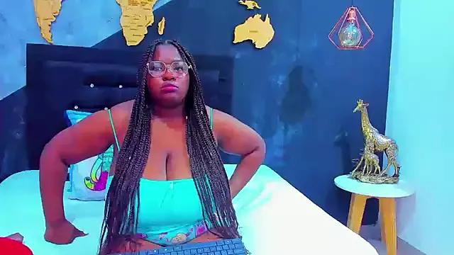 Maiam__Rossi from StripChat is Freechat