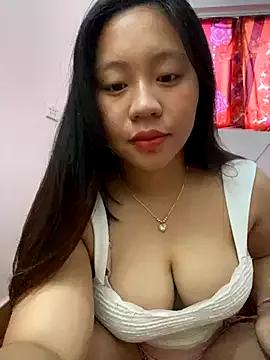 maianhcute from StripChat is Freechat